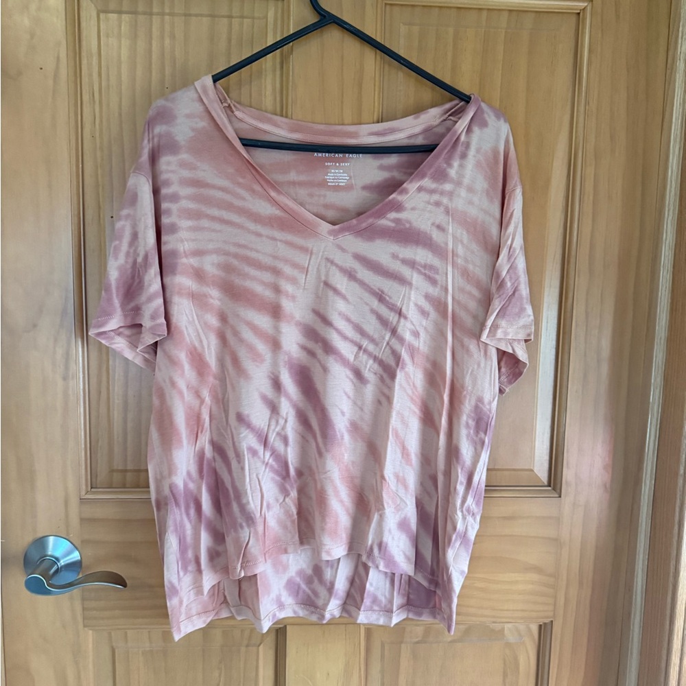 American Eagle Outfitters Pink Tie-Dye Crop Top
